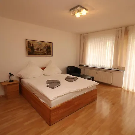 In With Balcony Apartment *