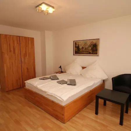 In With Balcony Apartment *